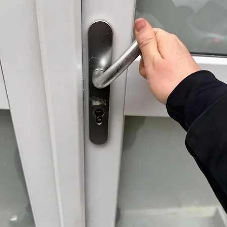 Haver Hermel شقة فندقية